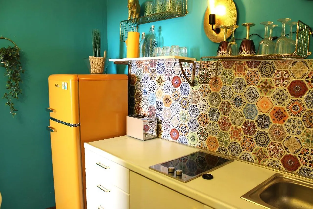 רוביני Oh La La Apartment Old Town