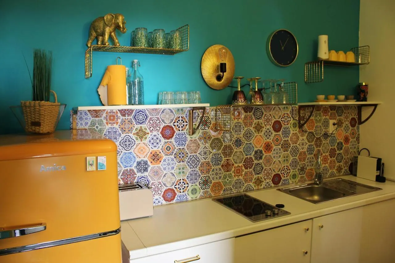 רוביני Oh La La Apartment Old Town